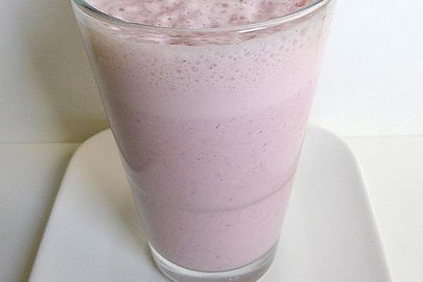 Vegan Strawberry Vanilla Shake