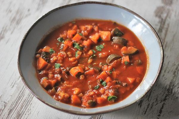 Vegetable Soup with Noodles