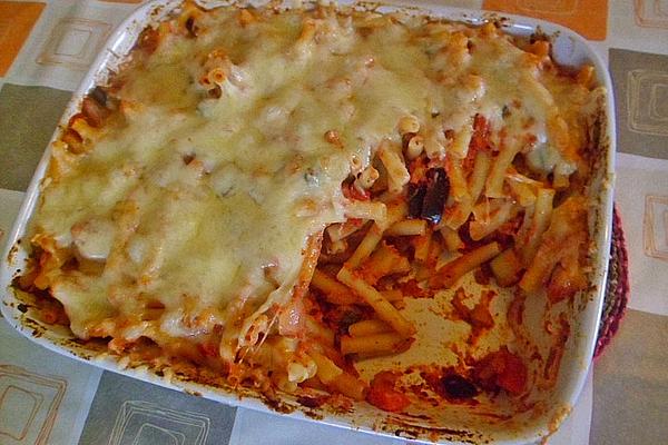 Vegetarian Macaroni and Vegetable Casserole