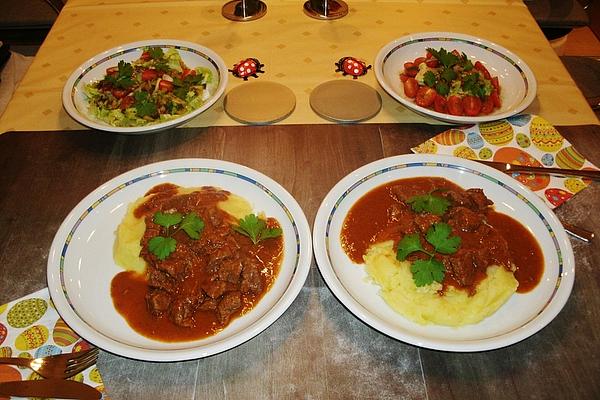 Viennese Juice Goulash with Leg Slices