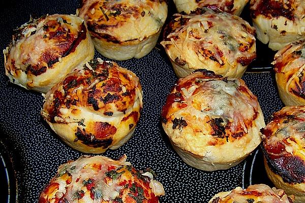 Viola Fairy`s Simplest Pizza Rolls in Muffin Pan