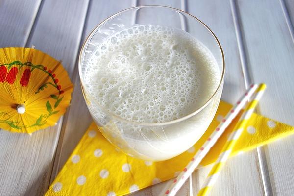 Vitamin-rich Yogurt Banana Milk
