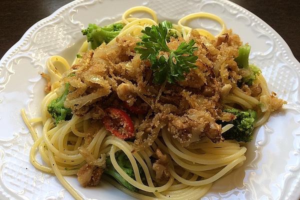 Walnut and Broccoli Spaghetti