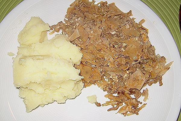 White Cabbage – Minced Meat Casserole