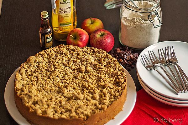 Whole Grain Apple Crumble Cake