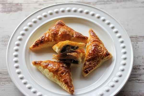 Wild Herb Bags Made from Puff Pastry