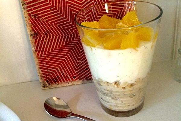 Winter Muesli with Fresh Fruit and Healthy Grains