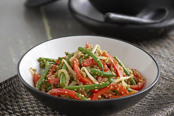 Wok Vegetables with Crispy Sesame Seeds