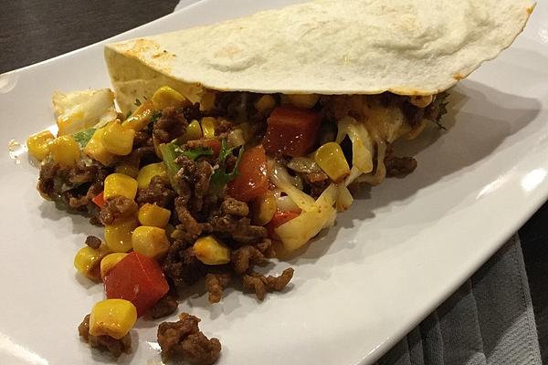 Wraps with Mexican Mince Filling