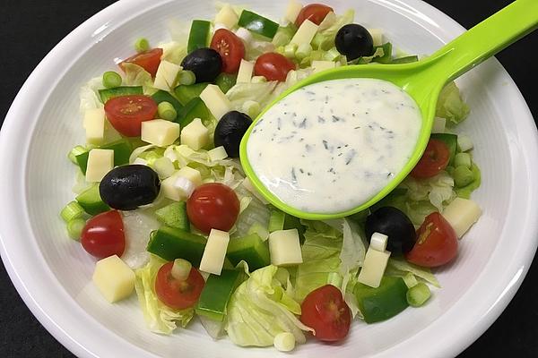 Yogurt Dressing with Lemon and Dill