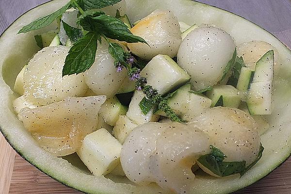 Zucchini – Melon Salad with Fresh Mint