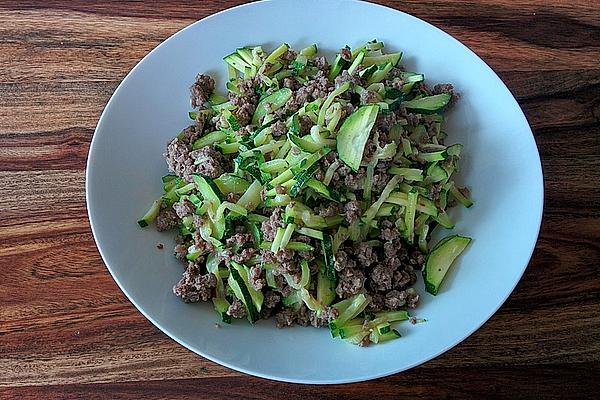 Zucchini Mince Pan with Coconut Milk