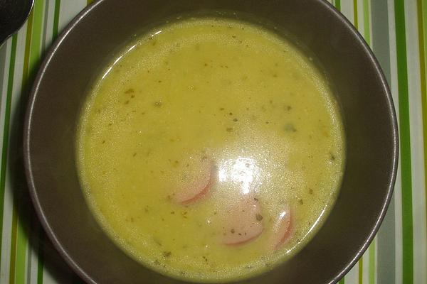 Zucchini Soup with Oregano Flowers