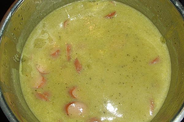 Zucchini Soup with Vienna Sausages
