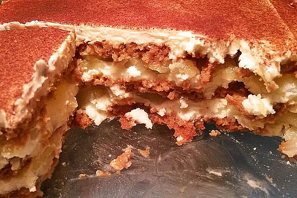 Advent Tiramisu with Pear and Apple Compote