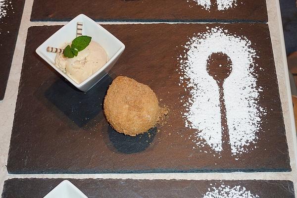 Amaretto Ice Cream À La Gabi