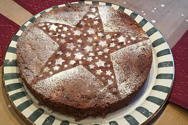 Apple and Nut Cinnamon Cake