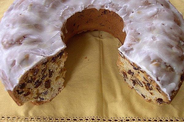 Axel`s King Cake in Bundt Cake Pan