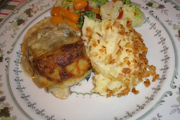 Baked Beef Tongue with Cheese Sauce