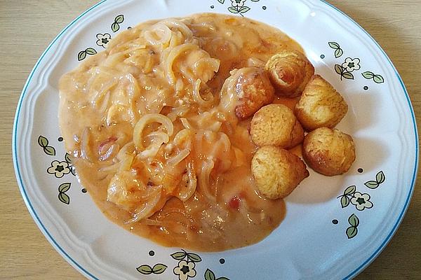 Baked Chicken Breast Fillet in Onion and Cream Sauce with Sherry