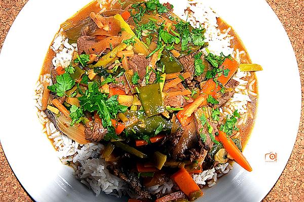 Beef with Onions and Sugar Snap Peas from Wok