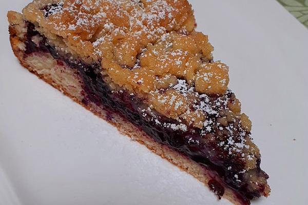 Blueberry Pie with Yeast Dough and Sprinkles