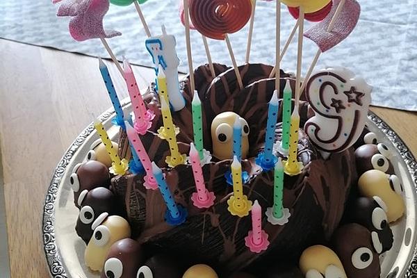 Brownie Cake with Walnut Crumble