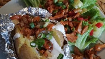 Harz Roller in Bed Of Lettuce