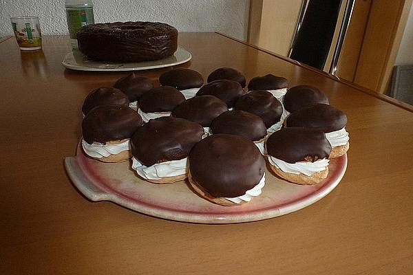 Chocolate Sponge Balls