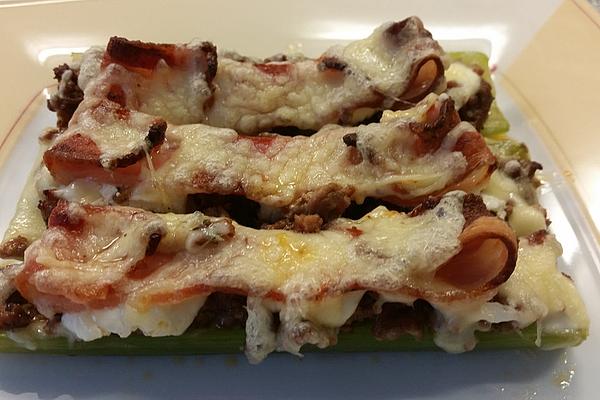 Filled, Baked Celery Sticks with Crispy Bacon