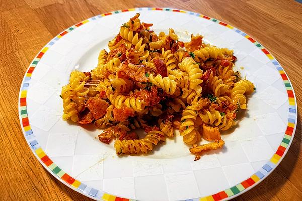 Fried Ham Noodles with Cheese