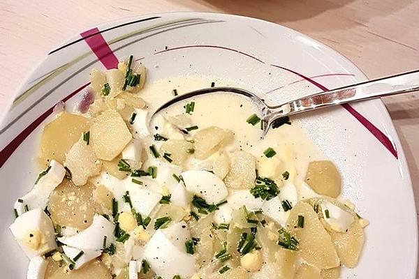 Grandma`s Potatoes with Chive Sauce