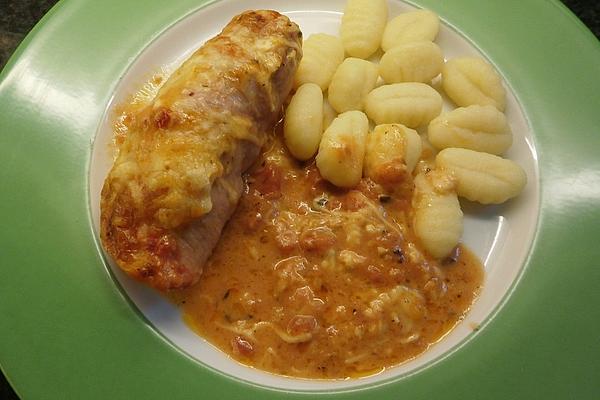 Ham and Mince Rolls in Creamy Tomato Sauce, Gratinated with Mozzarella