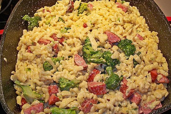 Hearty Spaetzle – Broccoli – Pan