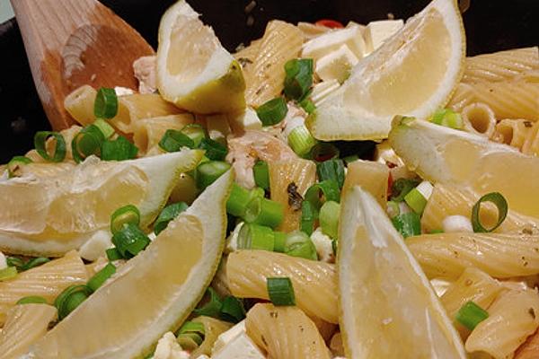 Lemon Noodle Pan with Chicken Breast and Feta