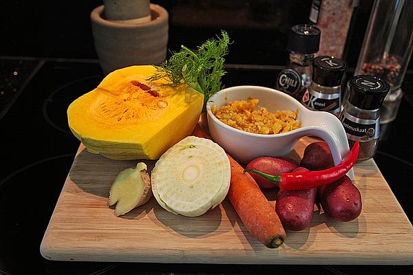 Low-calorie, Spicy Autumn Puree