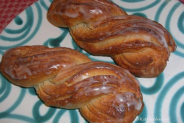 Marzipan – Yeast – Braids