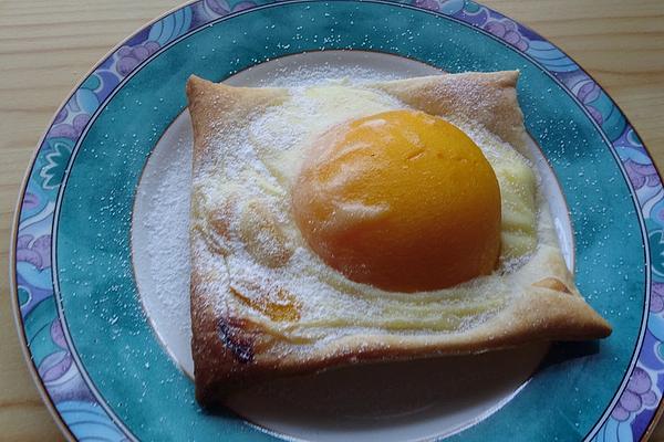 Peach – Danish Pastries