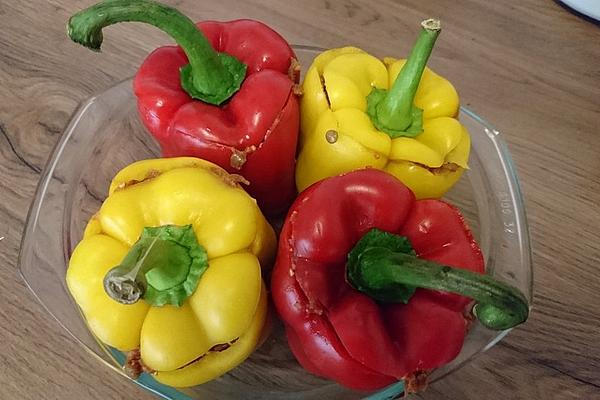 Peppers with Lentil Filling