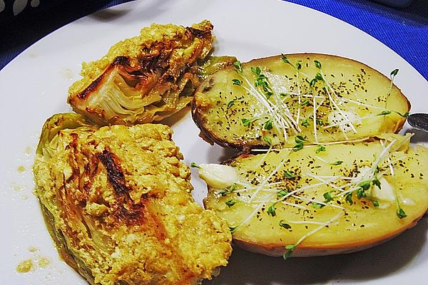 Pointed Cabbage Gratinated with Apple – Onion – Curry Topping