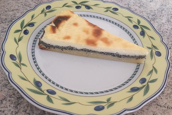 Poppyseed – Vanilla Cream Cake