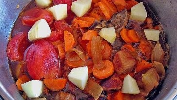 Pork Goulash with Apricots