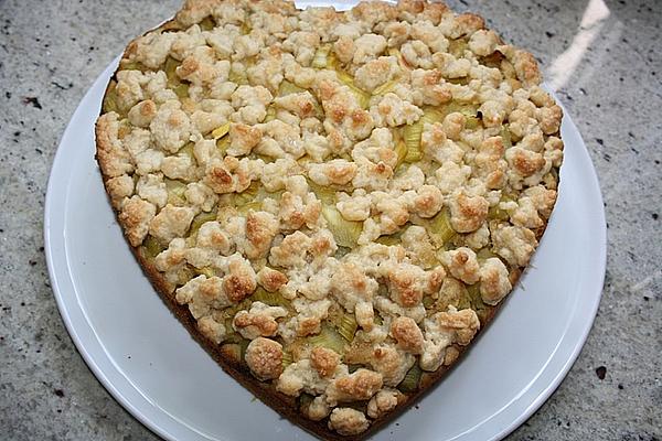 Rhubarb Nut Cake with Crumble
