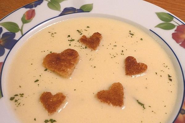 Riesling Soup with Croutons