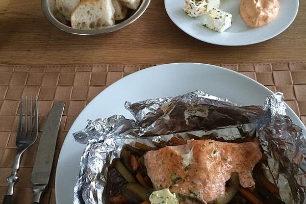 Salmon with Carrot and Courgette Vegetables from Grill