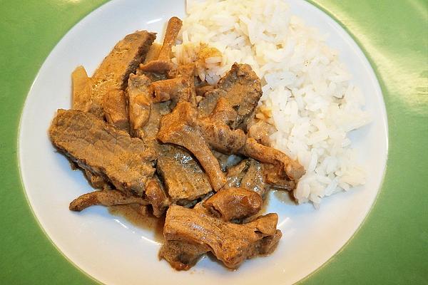 Sliced ​​beef in Sour Cream
