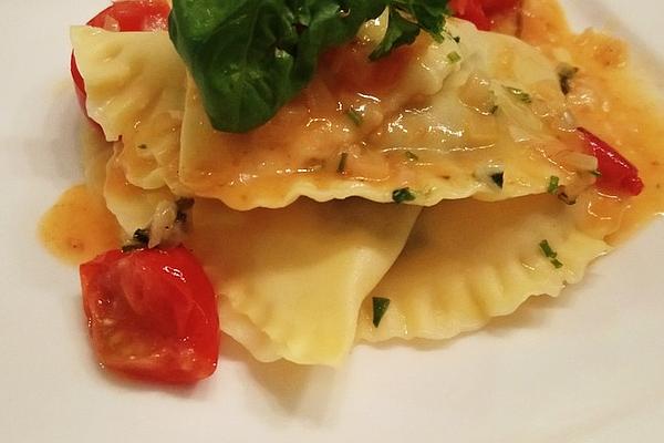 Spinach, Ricotta and Sheep Cheese Ravioli in Tomato and White Wine Sauce
