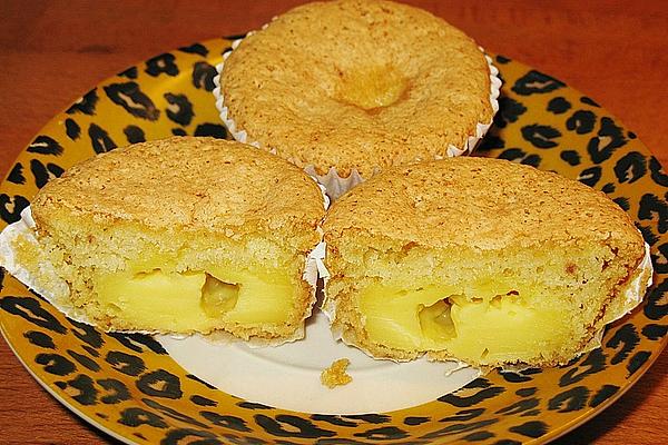 Vanilla Muffins with Filling