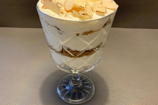 Vegan Apple and Vanilla Dessert