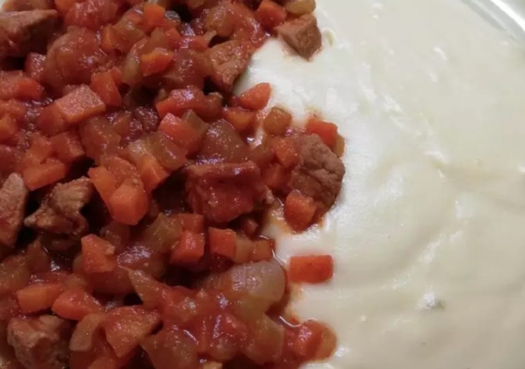Chunky Beef in Tomato Sauce